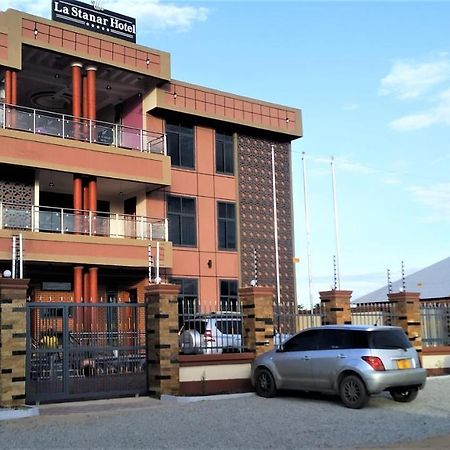 La Stanar Hotel Dodoma Extérieur photo