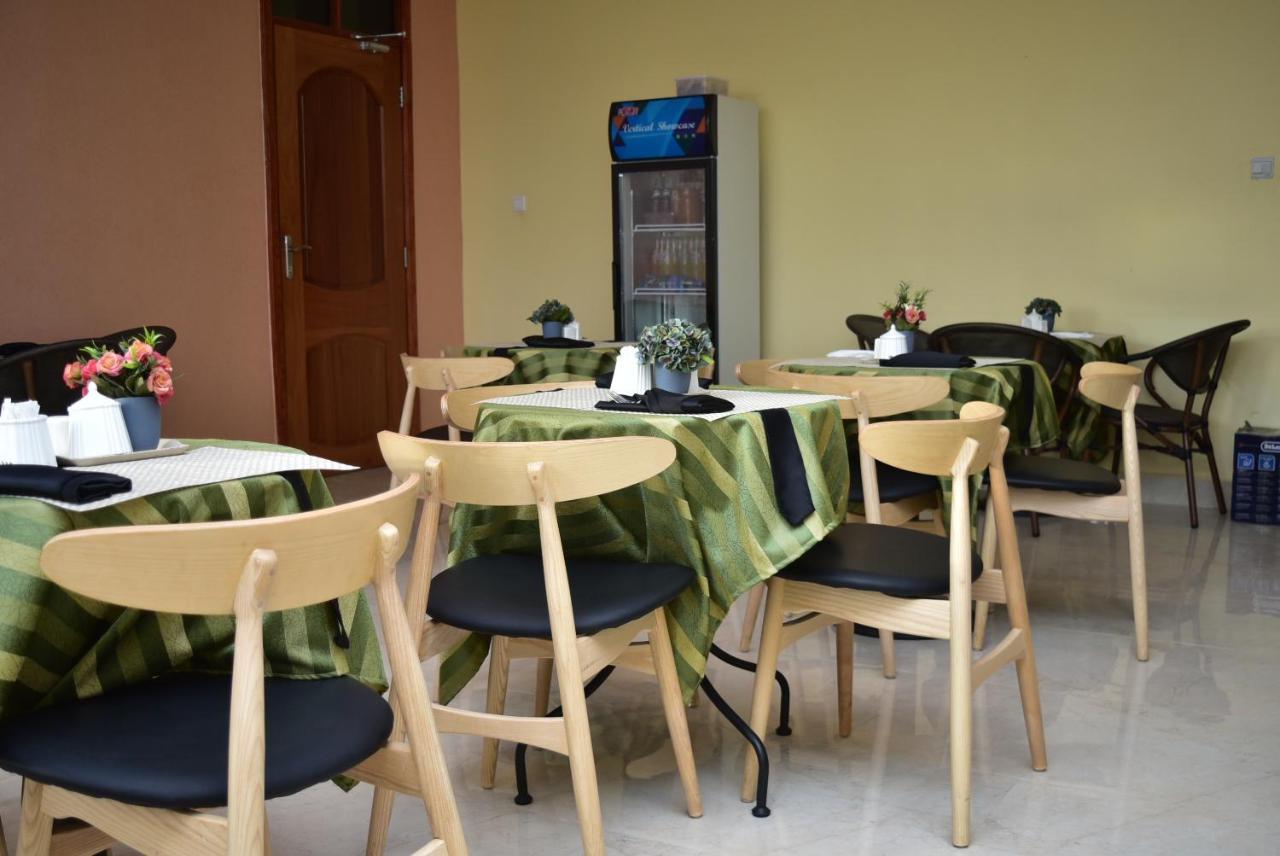 La Stanar Hotel Dodoma Extérieur photo