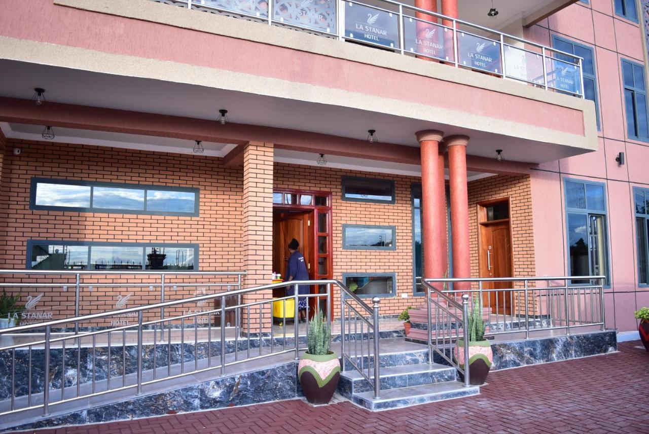 La Stanar Hotel Dodoma Extérieur photo